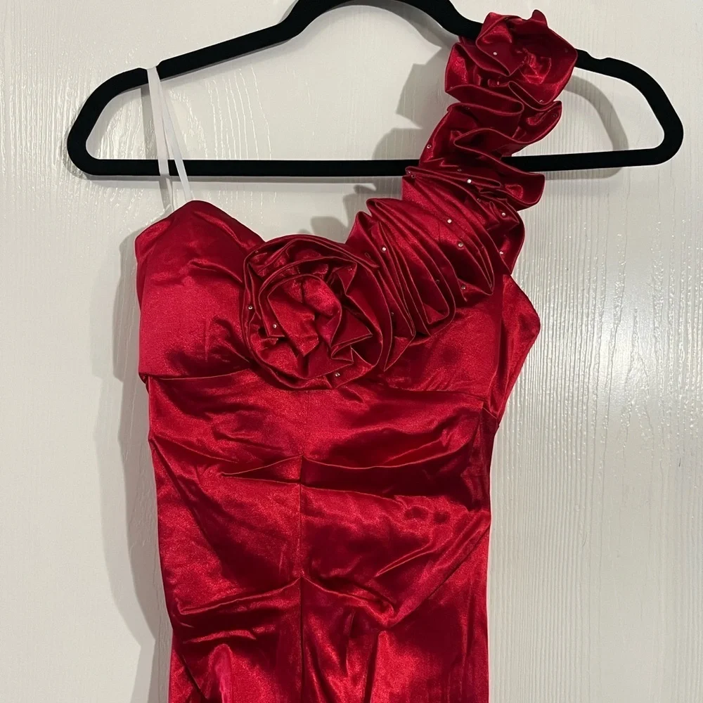 Blondie Nites Silk Red Mermaid Dress - Picture 2 of 9